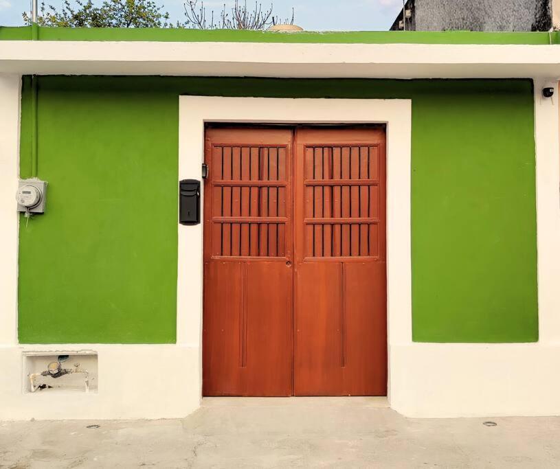 Ferienwohnung Casa Colibri Con Alberca En El Centro Mérida Exterior foto